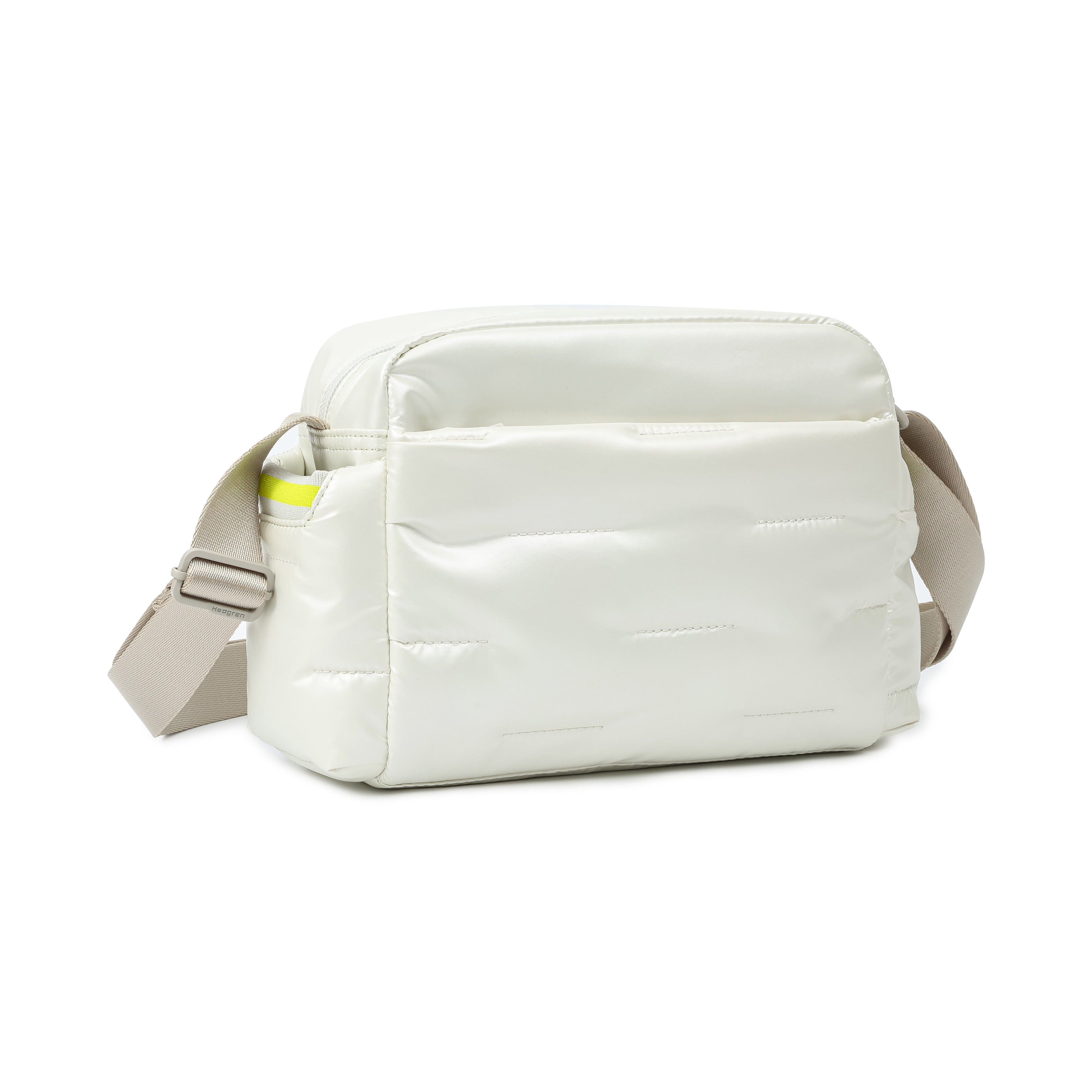 Back of Hedgren COZY Shoulder Bag in Vaporous Grey