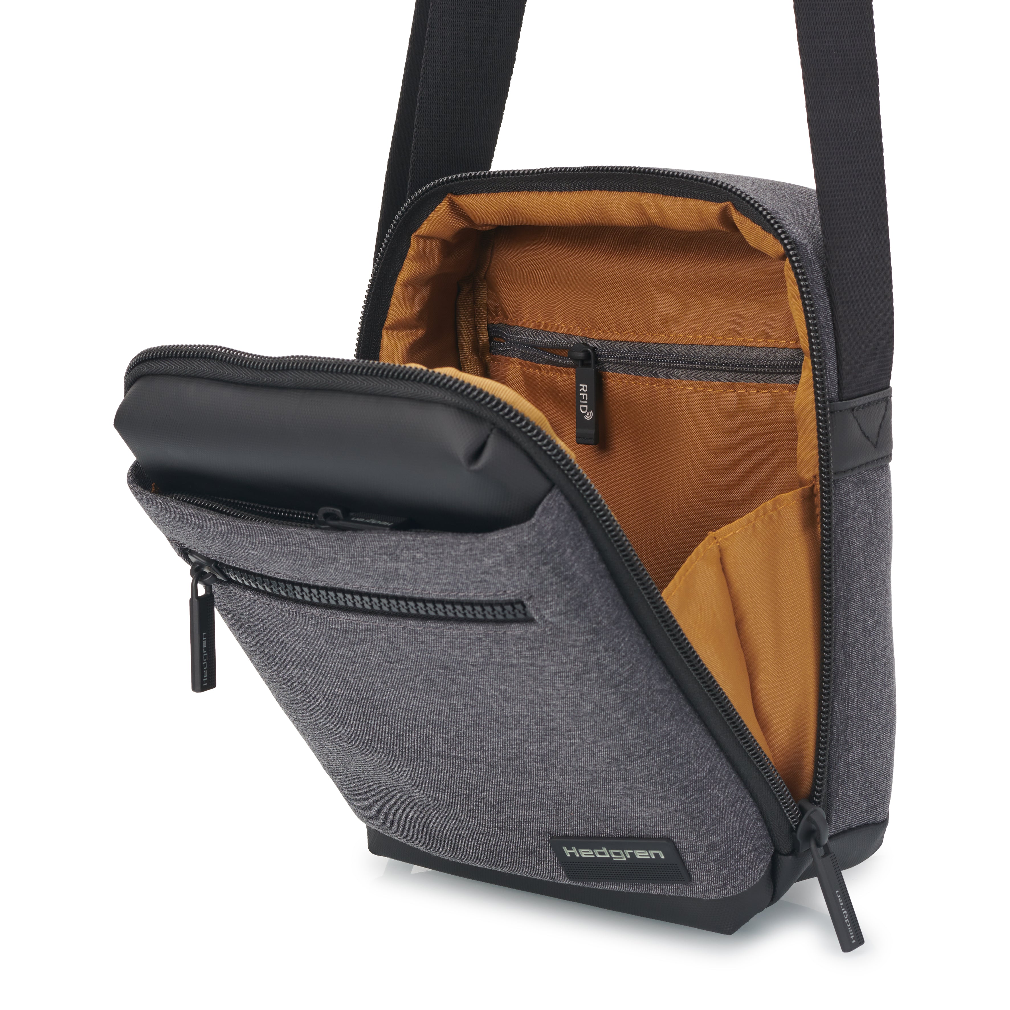 Interior of Hedgren's APP Crossbody in Stylish Grey