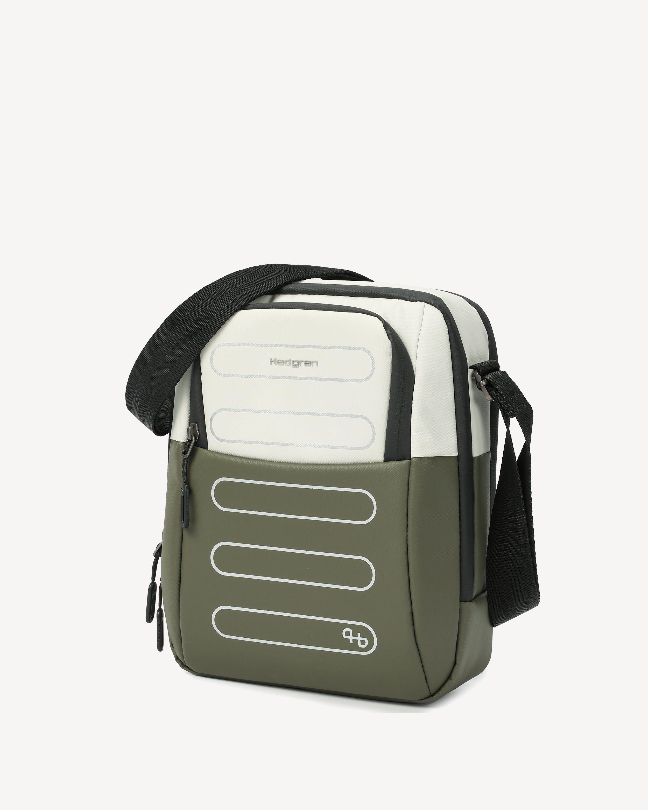 RELAX Vertical Crossbody in Performance Black | Hedgren