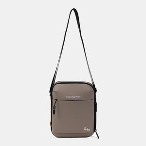 Hedgren WALK RFID crossbody in vintage beige with strap extended