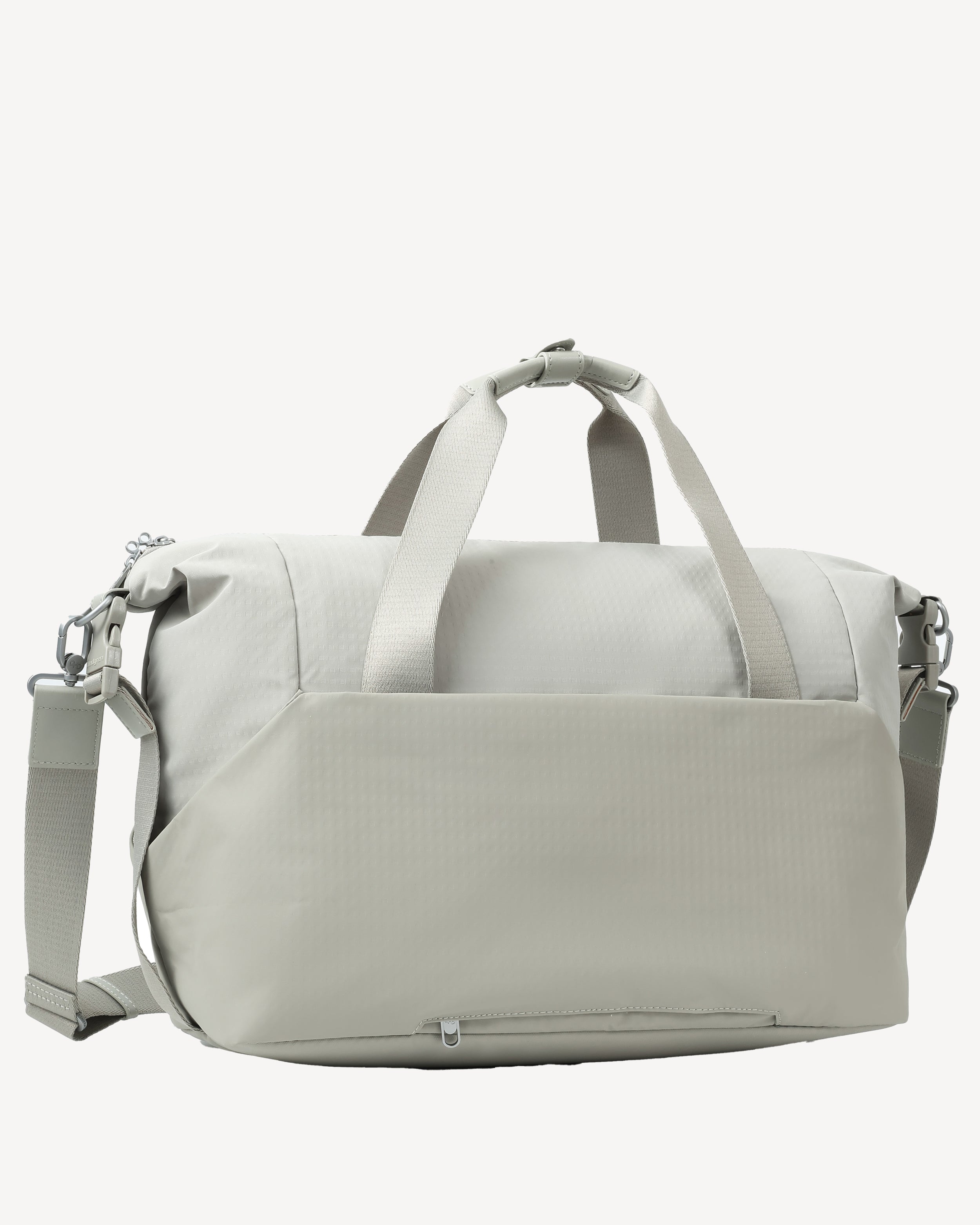 RYOKO RFID Duffle in Willow Grey | Hedgren