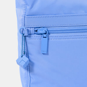 Close up of the zipper on the Harpers Shoulder Bag in Jacaranda Blue