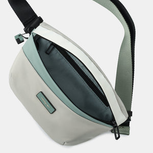 Interior of Hedgren's Halo Belt Bag in Naturals Mix