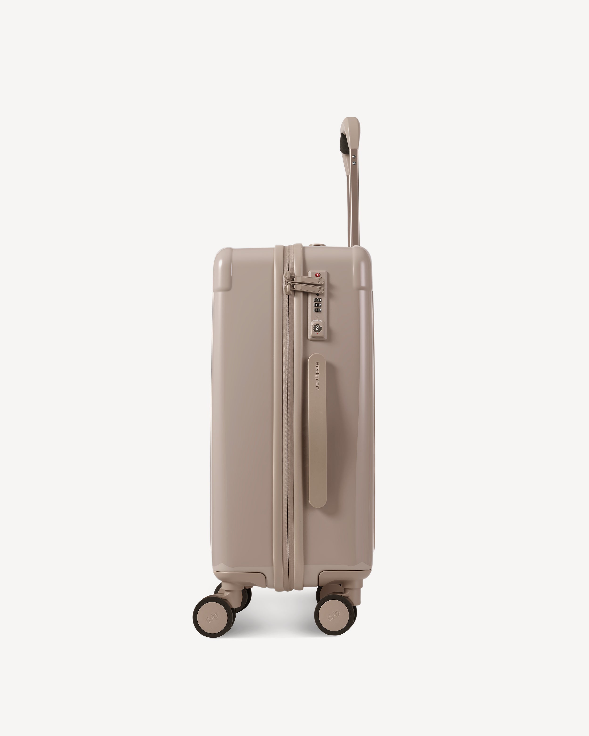 GLOSSY CARRY ON SPINNER