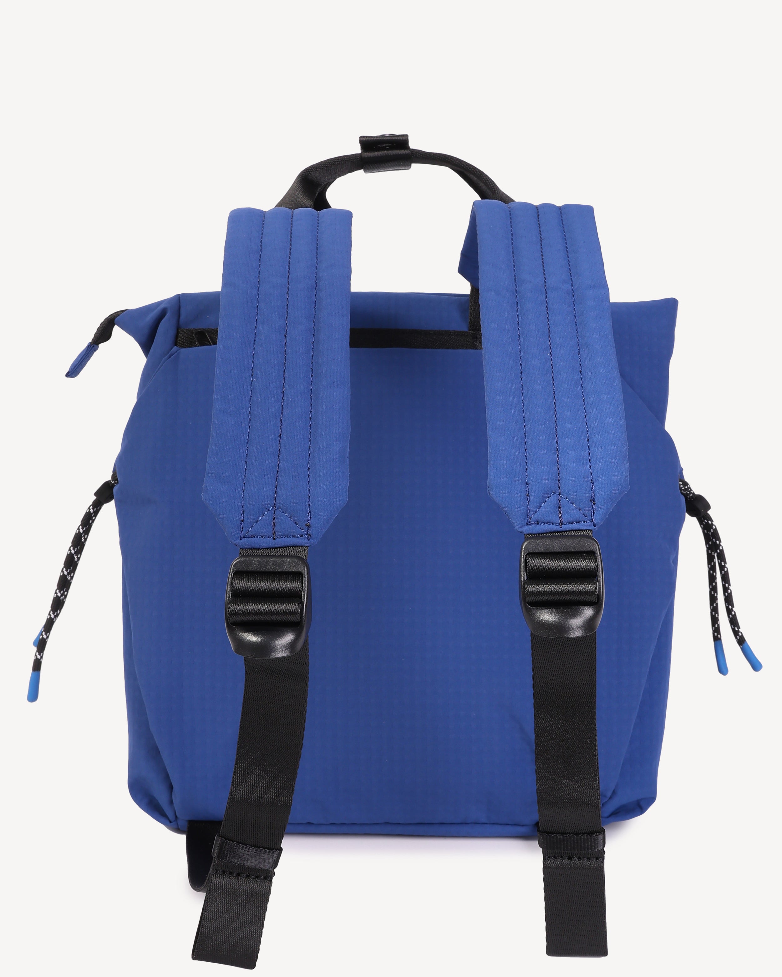 NORIO Casual Backpack in Bellwether Blue | Hedgren