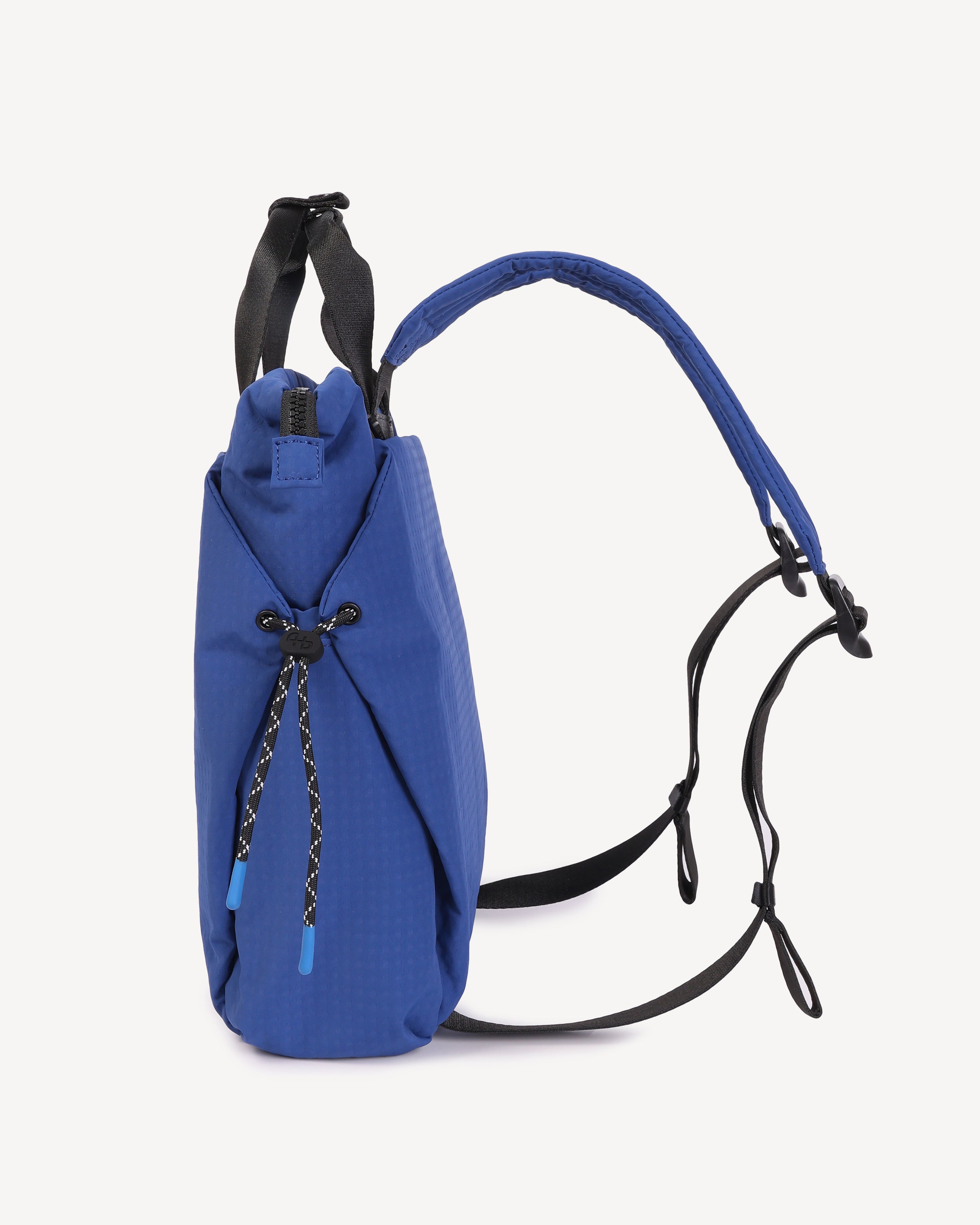 NORIO Casual Backpack in Bellwether Blue | Hedgren